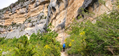 Colorful rock formations at Point Sublime