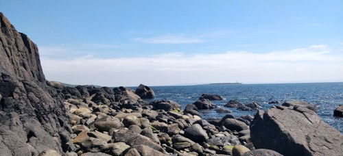 These rocks are only accessible when it's low tide