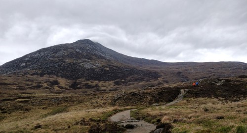 Clouds forming around Goatfell