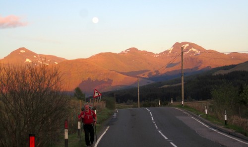 Reaching Tyndrum late by road